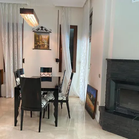 Luxury 3 Bedrooms Villa,Private Pool Gold City