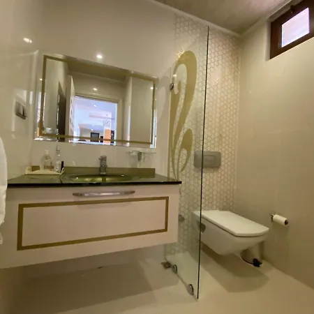Luxury 3 Bedrooms Villa,Private Pool Gold City Алания
