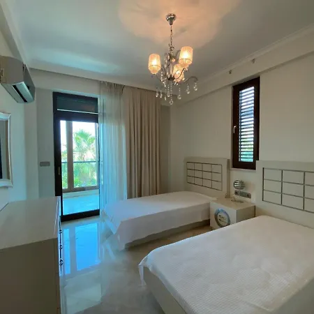 Вилла Luxury 3 Bedrooms Villa,Private Pool Gold City